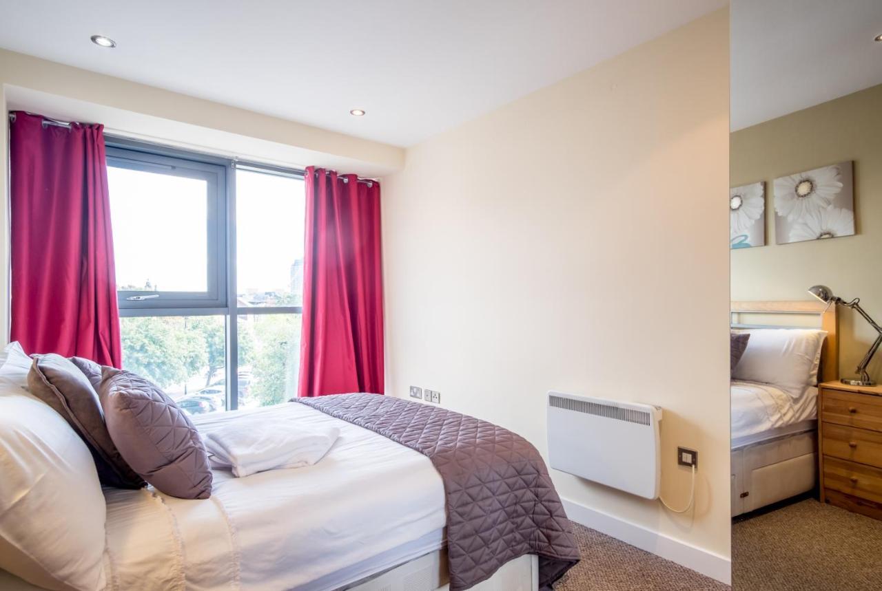 City One Bedroom Apartment With Juliet Balcony In West One - Parking Possible Sheffield Exterior foto